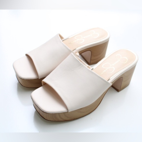 NWOT Jessica Simpson mules - Picture 2 of 9